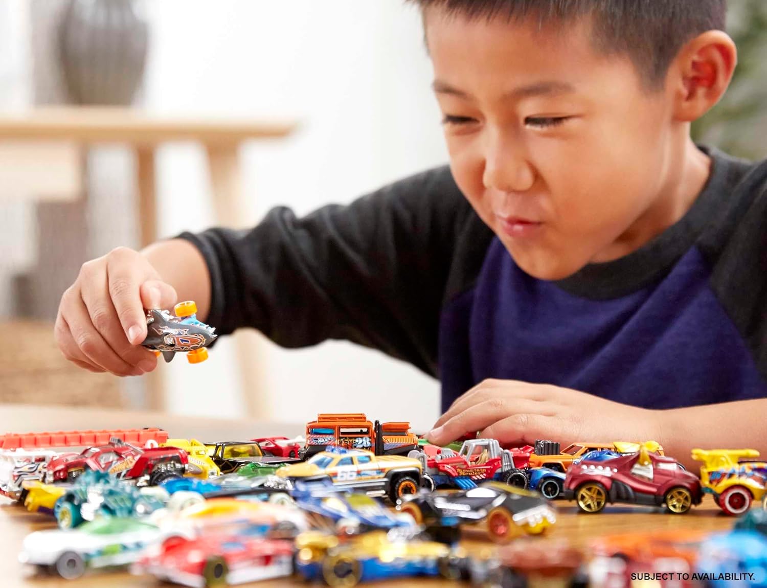 Hot Wheels Cars 20 Pack Gift Set H7045 thumbnail