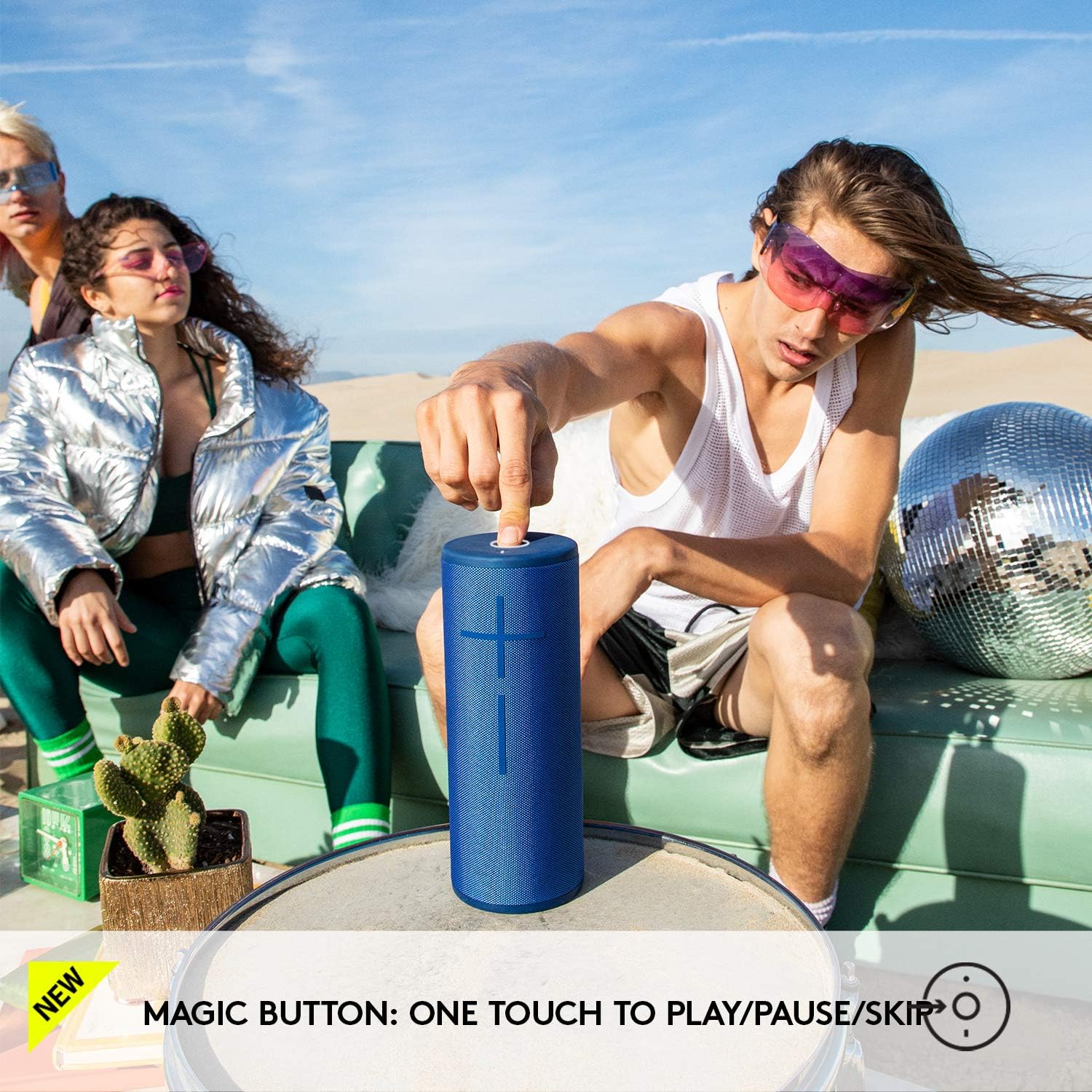 Ultimate Ears MEGABOOM 3 Portable Bluetooth Speaker thumbnail