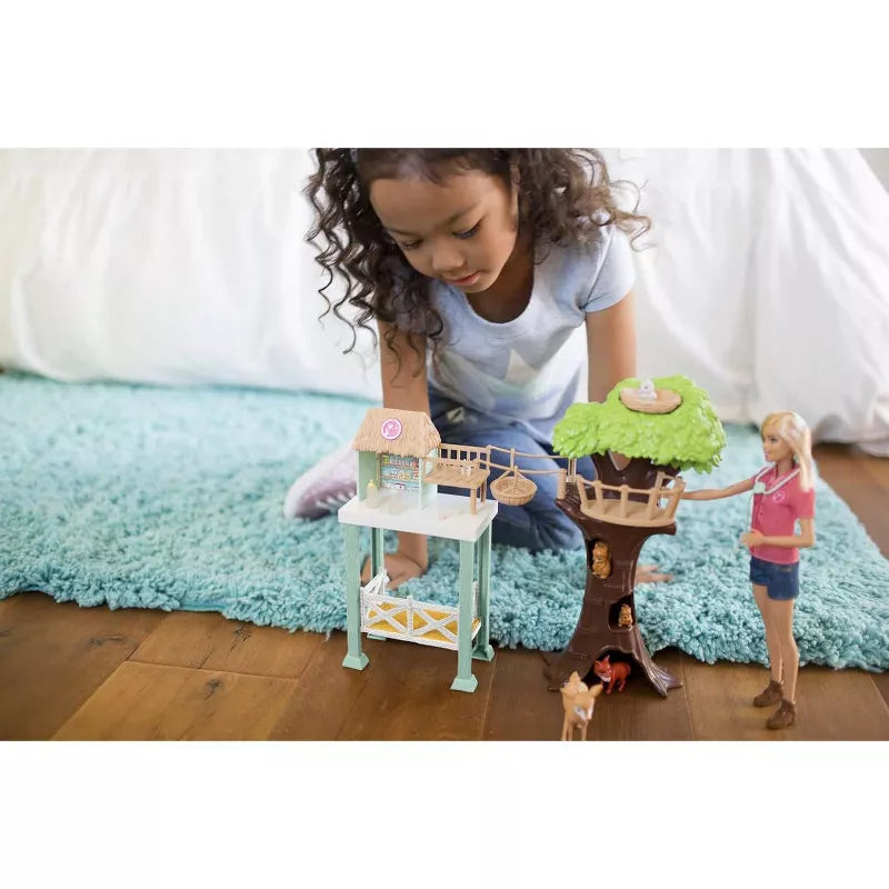 Barbie Animal Rescuer Doll Woodland Forest Rescue Care Center Shelter & Playset thumbnail