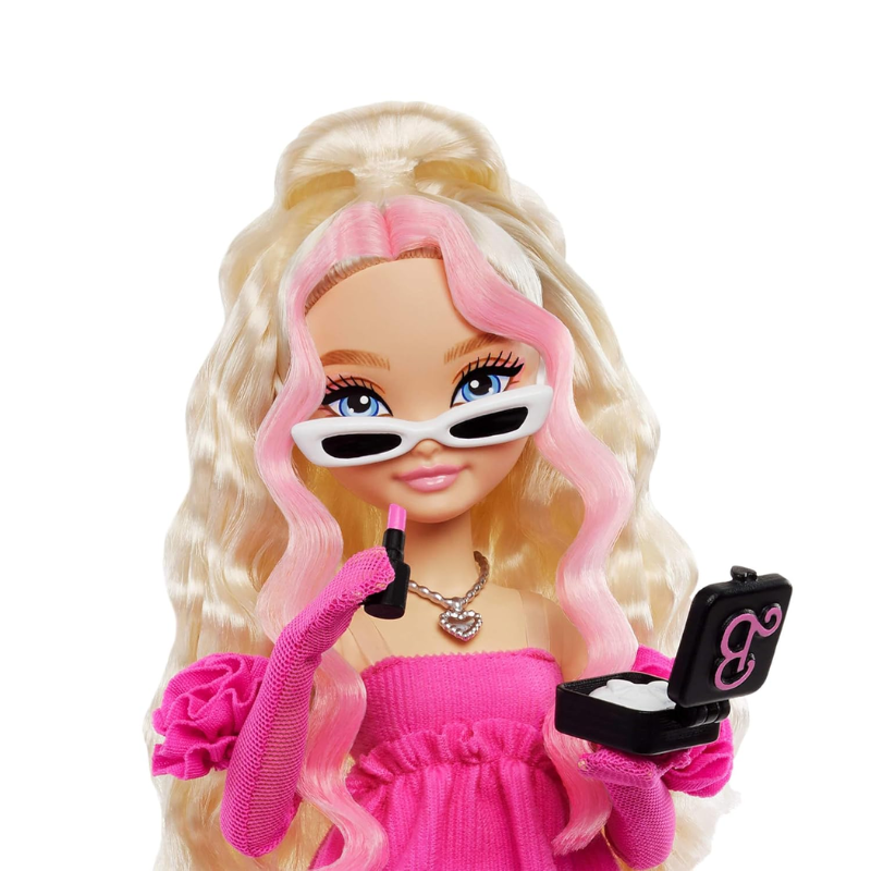 Barbie Dream Besties Malibu Fashion Doll Playset thumbnail