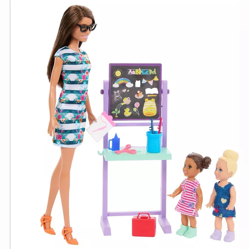 Barbie I Love School Classroom Playset with 1 Fashion Doll 2 Small Dolls + 20 Accessories thumbnail