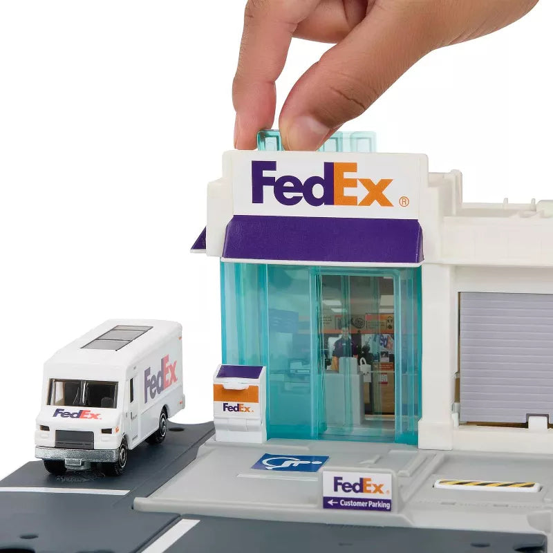 Matchbox Action Drivers FedEx Package Center w/FedEx Delivery Truck 1:64 Scale Playset thumbnail
