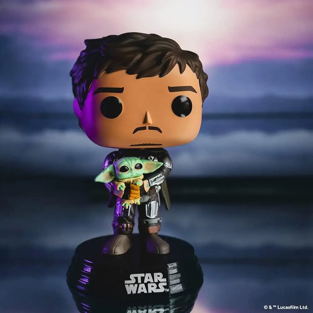 POP Funko Star Wars: The Mandalorian - The Mandalorian Din Djarrin with Grogu F-54525 thumbnail